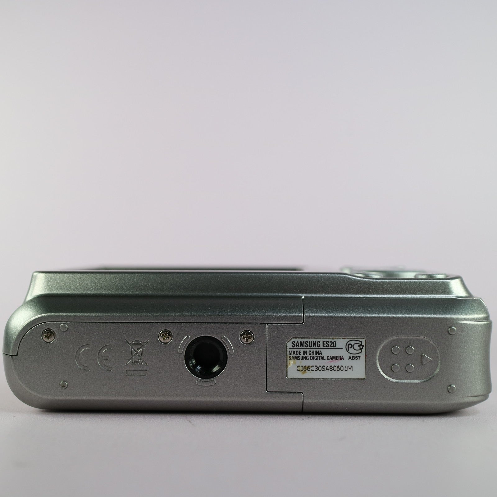 Samsung Digital Camera ES20 10.2MP Silver Tested