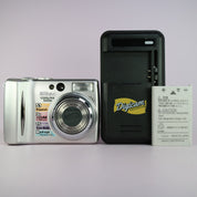 Nikon Digital Camera Coolpix 5200 5.1MP Silver Tested