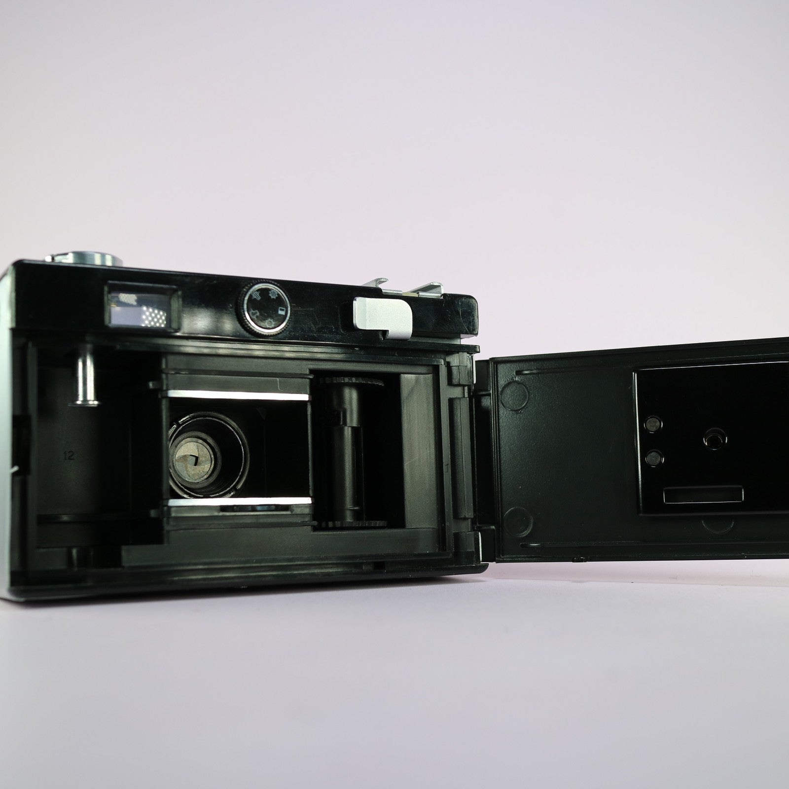 Belomo Viliya Auto 35mm Film Point and Shoot Camera Black Tested