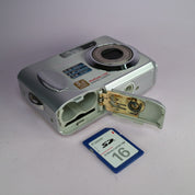Vivitar Digital Camera Vivicam 5388 5.0MP Silver Tested