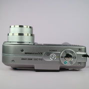 Sony Digital Camera Cybershot DSC-P10 5.0MP Silver Tested w/ Battery and Charger