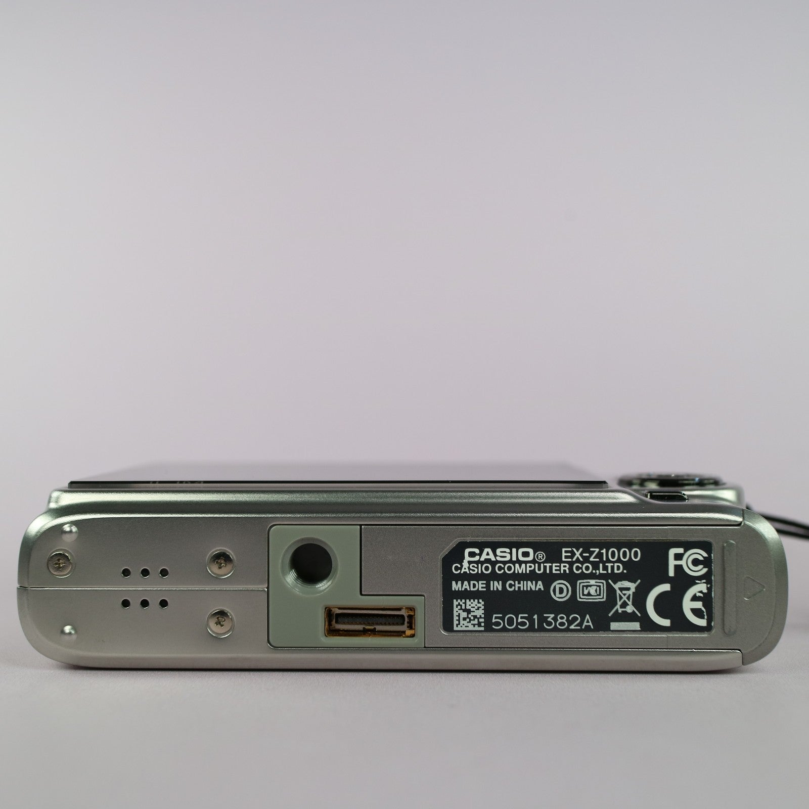 Casio Digital Camera Exilim EX-Z1000 10.1MP Silver Tested w/ Battery + SD