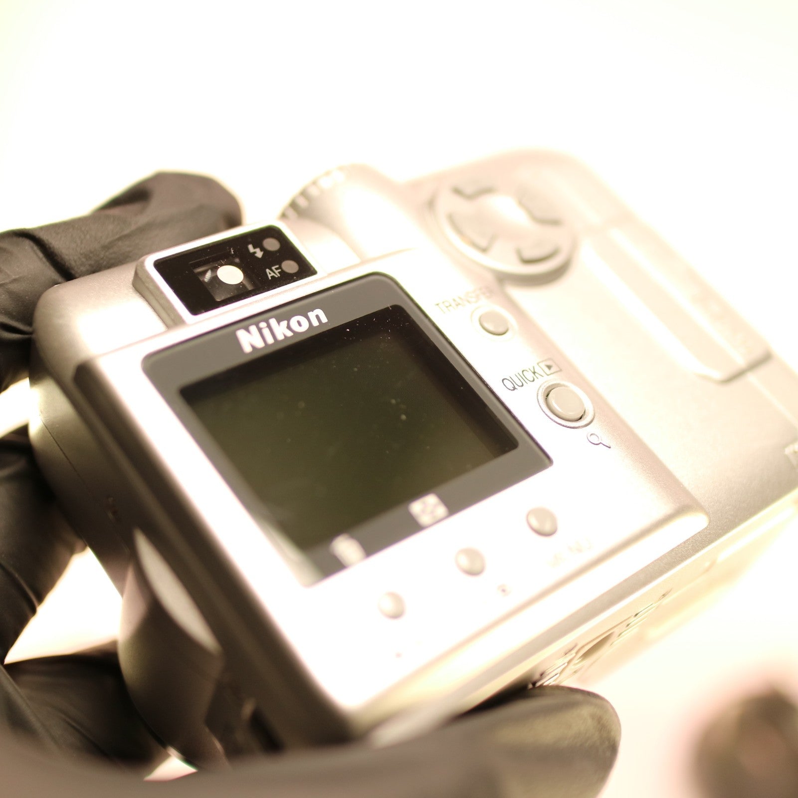 Nikon Digital Camera Coolpix 775 2.1MP Silver Tested