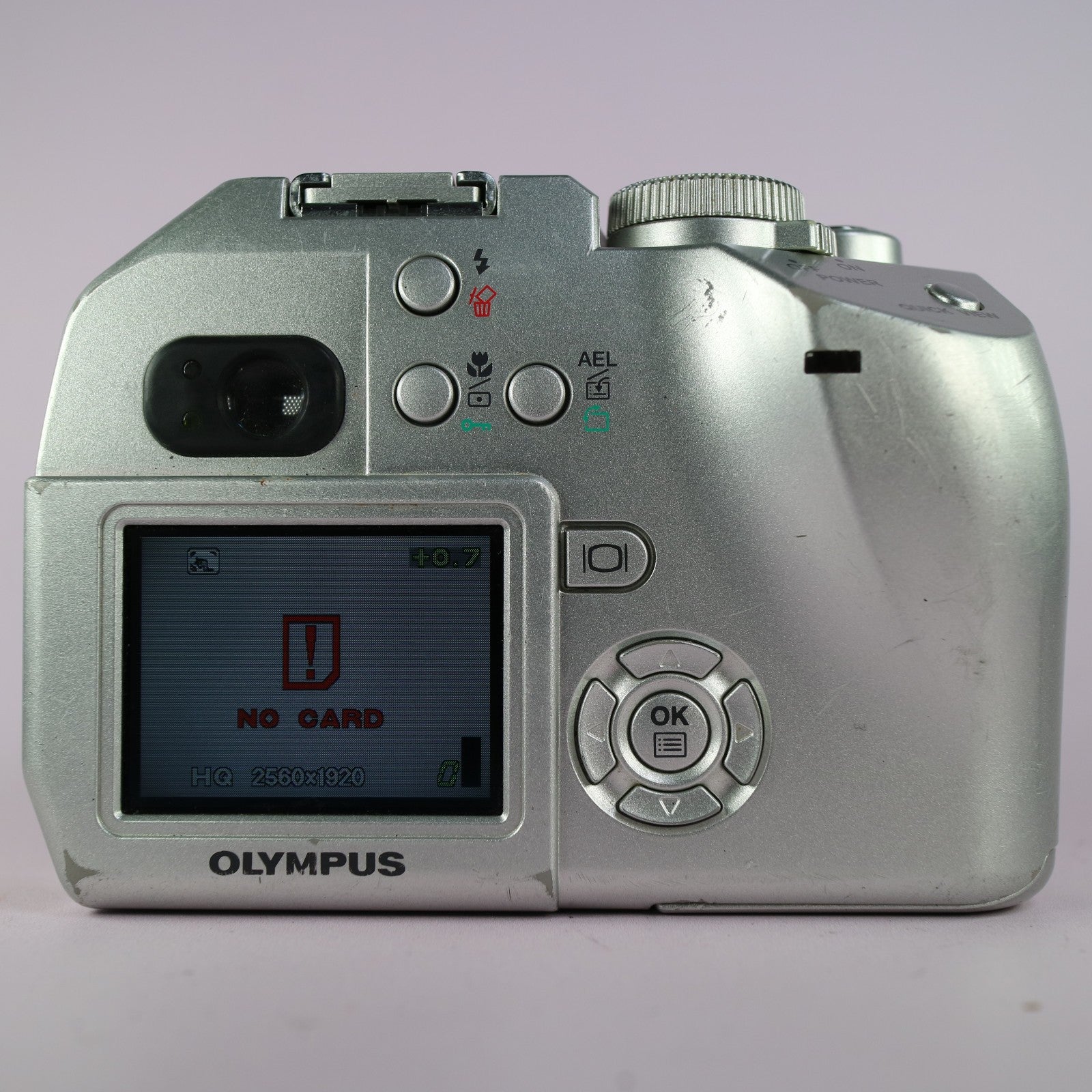 Olympus Camedia C-5000 Zoom 5.0MP Compact Digital Camera Silver Tested