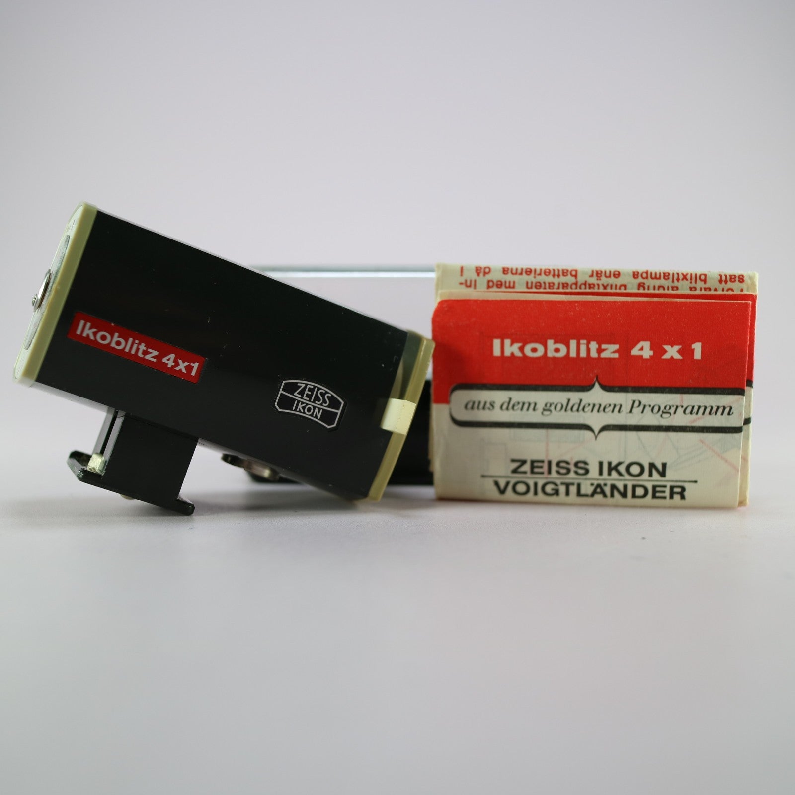 Zeiss Ikon Ikoblitz 4x1 Flash Cube Holder For Rollei 35 Cameras