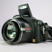 Panasonic Bridge Camera Lumix DMC-FZ28 10.1MP Black Tested Full Working Set