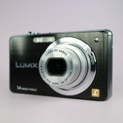 Panasonic Digital Camera Lumix DMC-FS11 14.1MP Black Tested Full Working Set