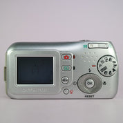 Olympus Camedia C-170 4.0MP Compact Digital Camera Silver Tested With xD Card