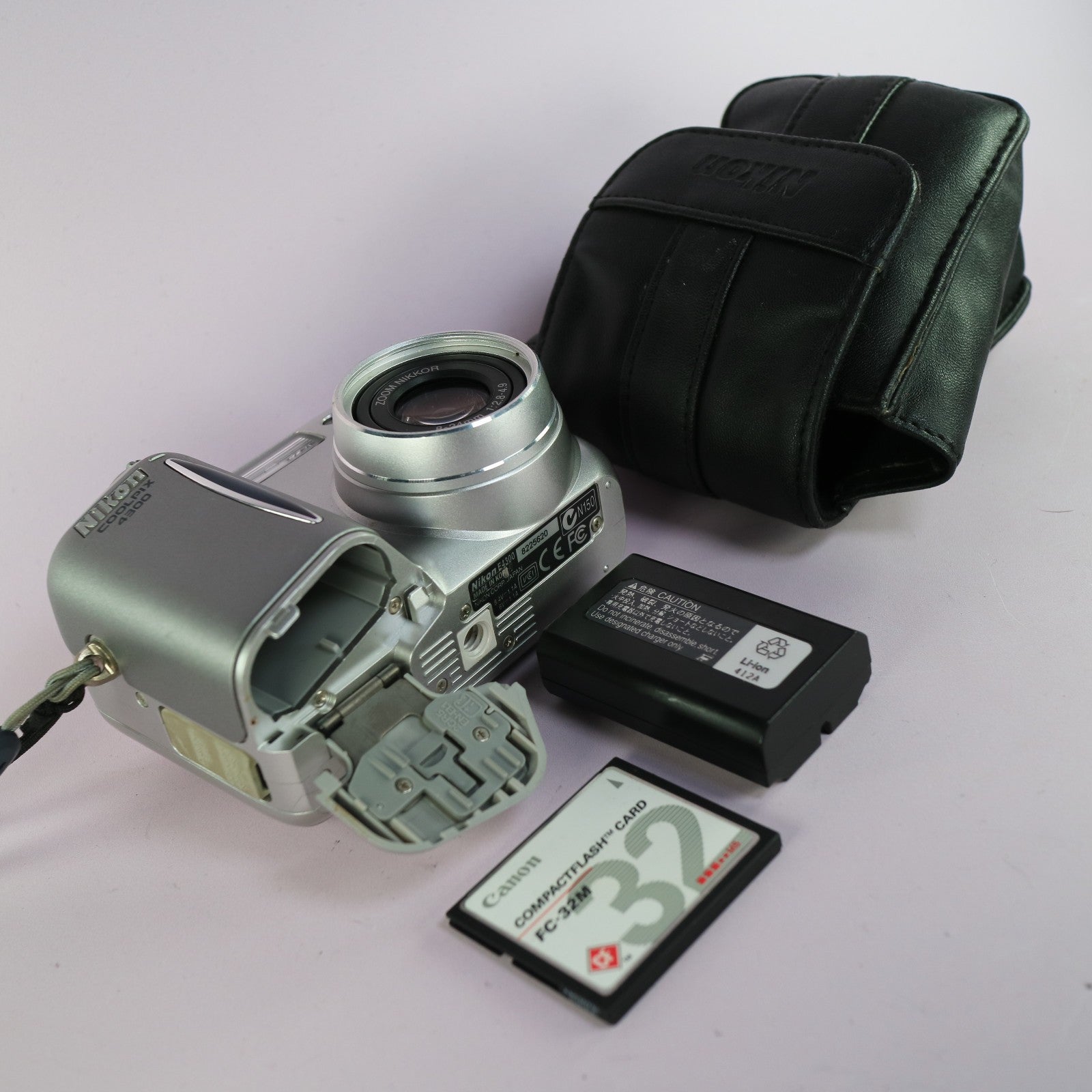 Nikon Digital Camera Coolpix 4300 4.0MP Silver Tested