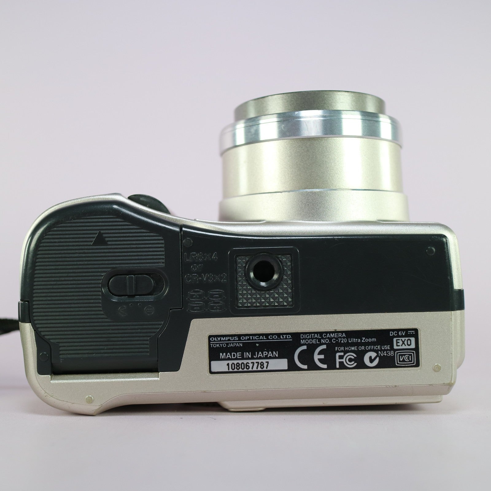 Olympus Digital Camera C-720 Ultra Zoom 3.0MP Silver Tested
