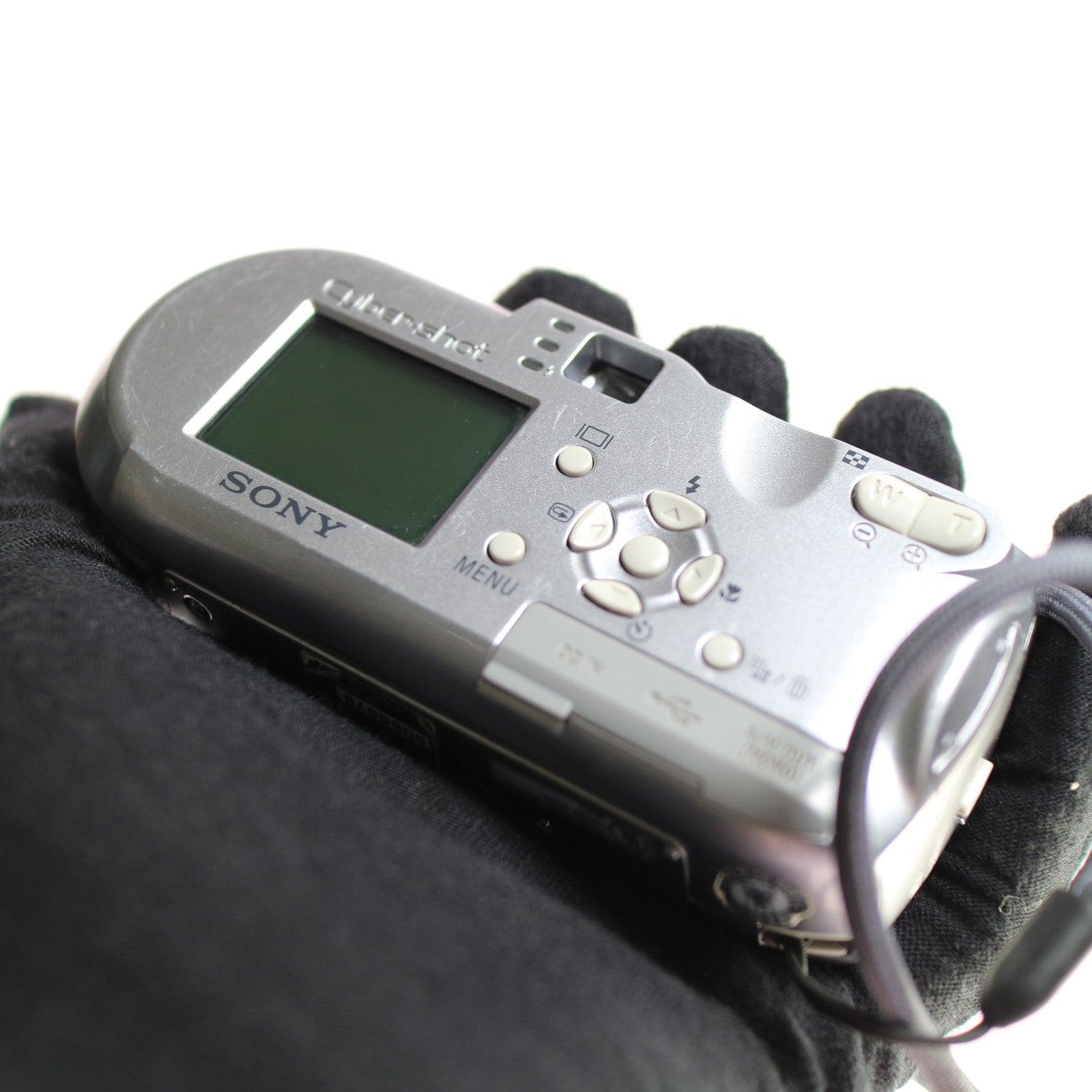 Sony Digital Camera Cybershot DSC-P93 5.1MP Silver Tested