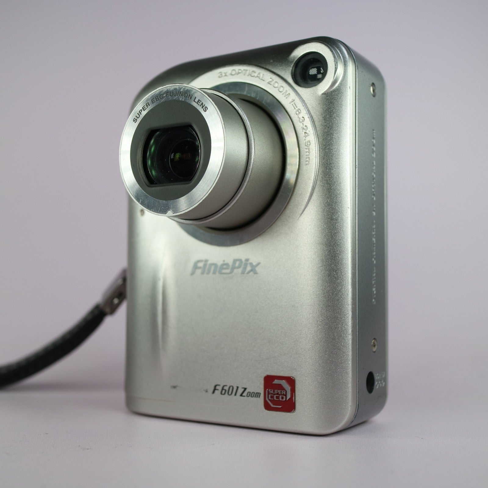 Fujifilm Digital Camera FinePix F601 3.1MP Silver Tested W/ Battery + Charger