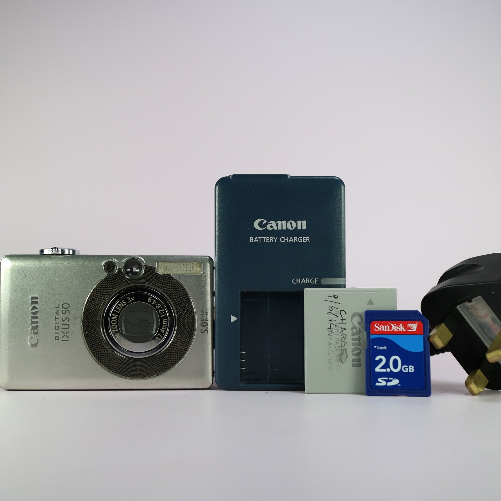 Canon Digital Camera IXUS 50 PowerShot SD400 5.0MP Silver Tested Full Set