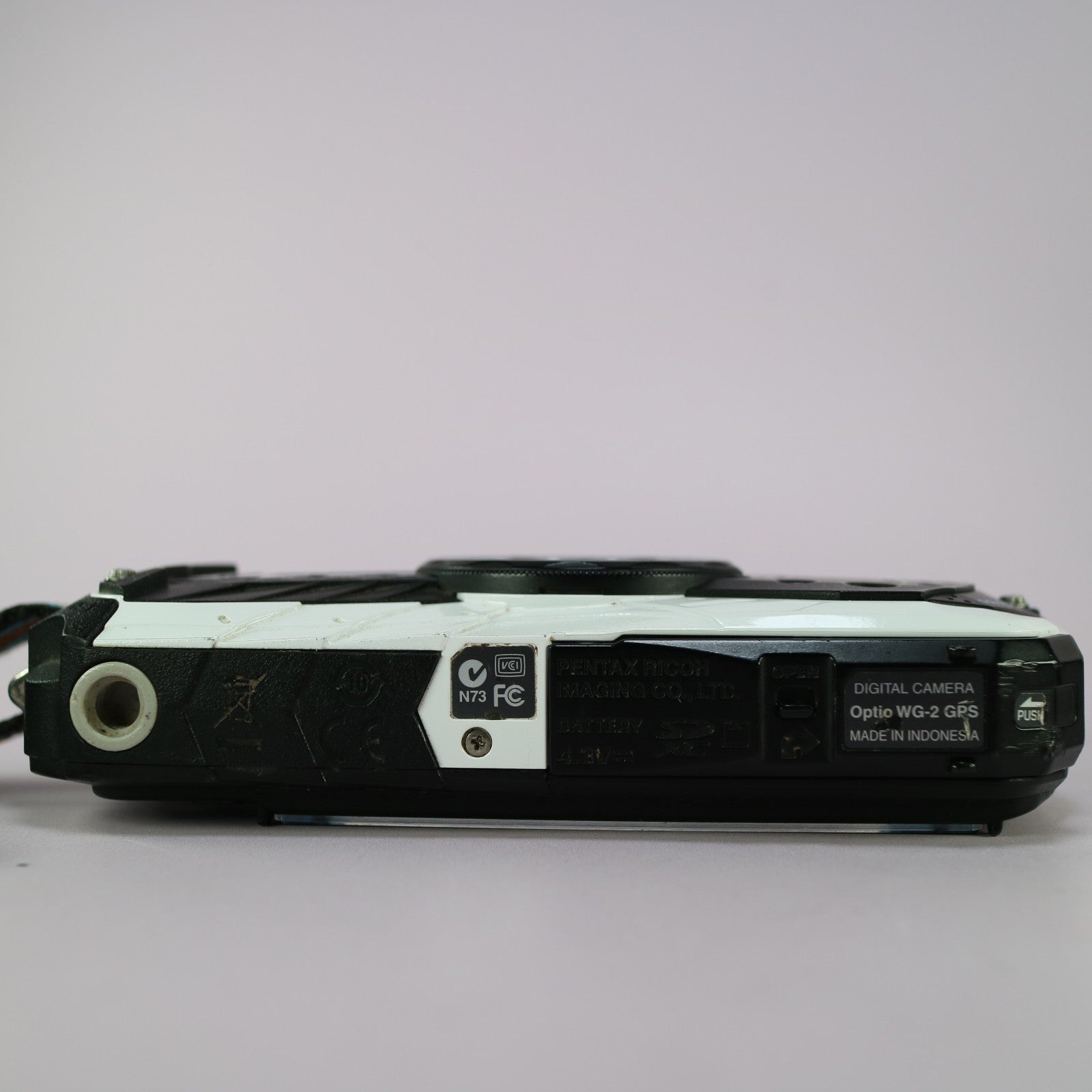 Pentax Underwater Digital Camera WG-2 16.0MP White Tested Full Working Set