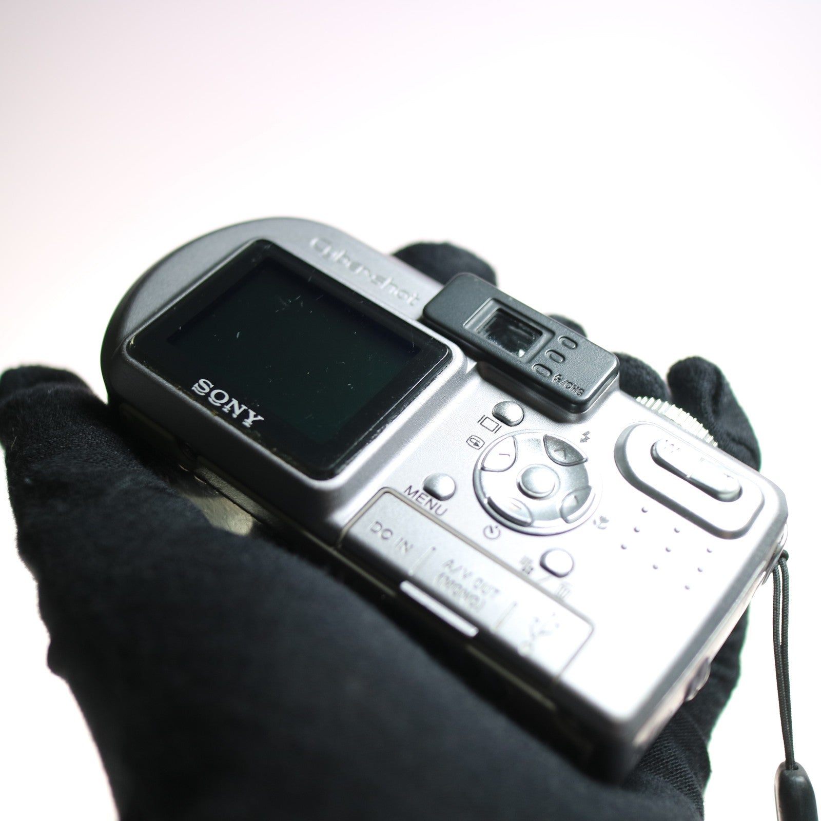 Sony Digital Camera Cybershot DSC-P10 5.0MP Silver Tested