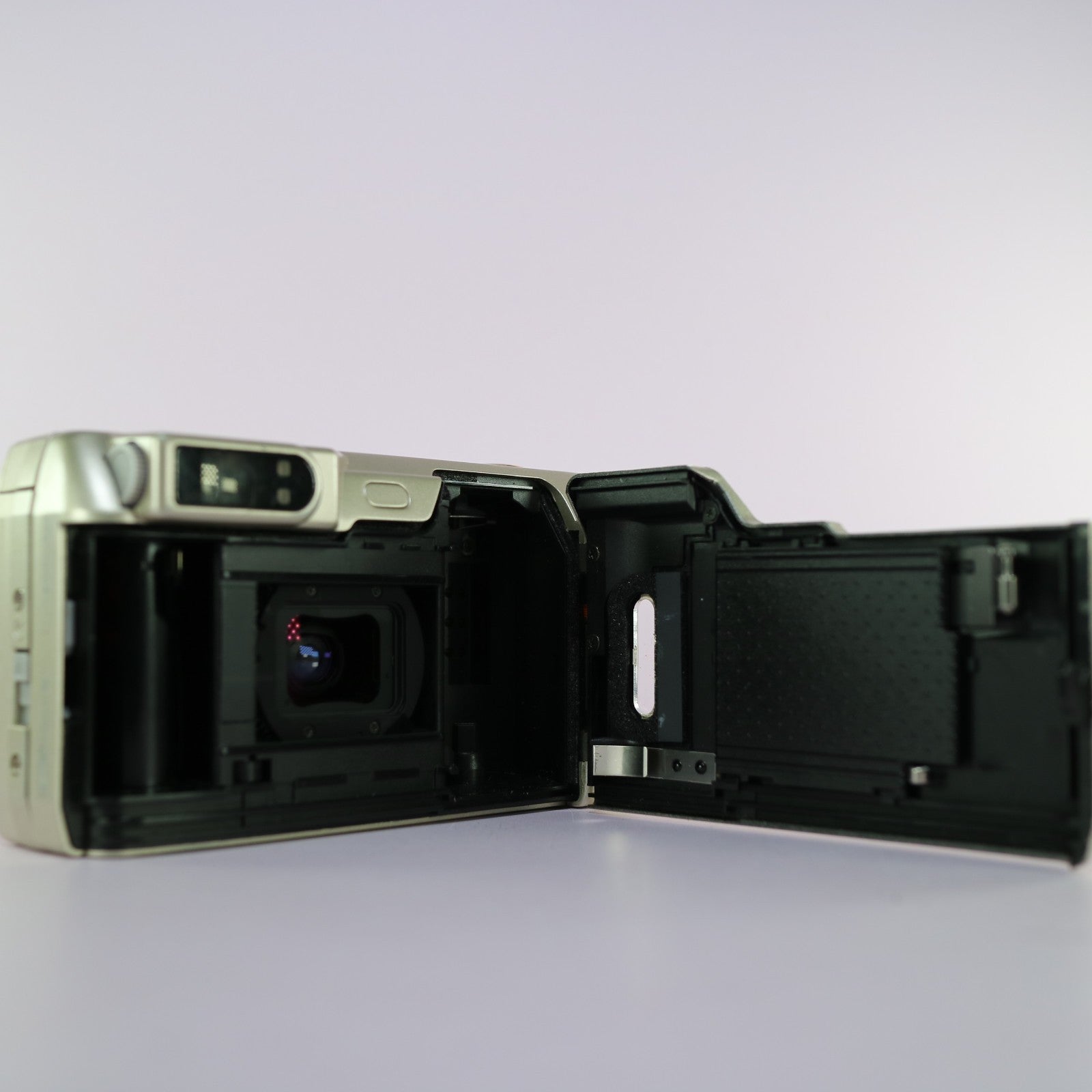 Nikon Lite Touch Zoom 120 ED 35mm Film Point And Shoot Camera Silver Tested