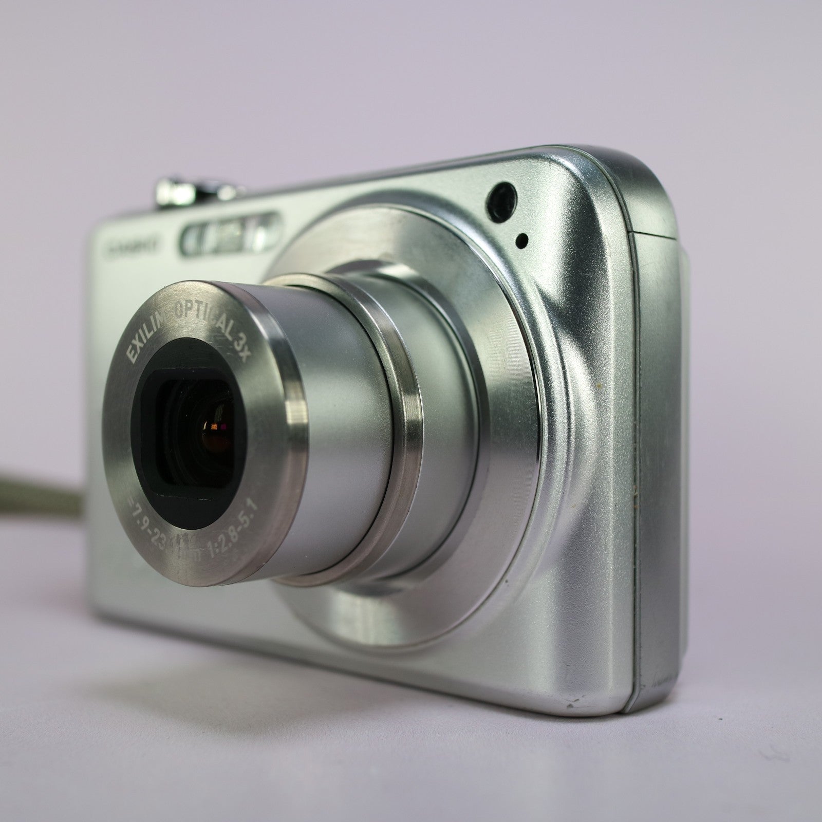Casio Digital Camera Exilim EX-Z1050 10.1MP Silver Tested Full Working Set