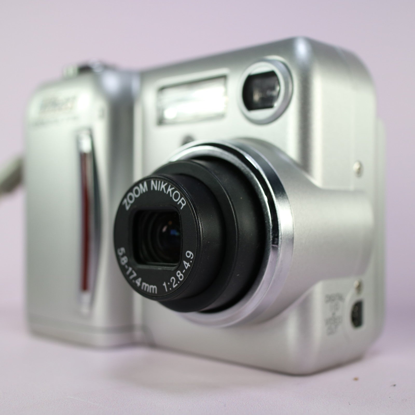 Nikon Digital Camera Coolpix 775 2.1MP Silver Tested