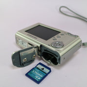 Samsung Digital Camera Cyber 530 5.1MP Silver Tested