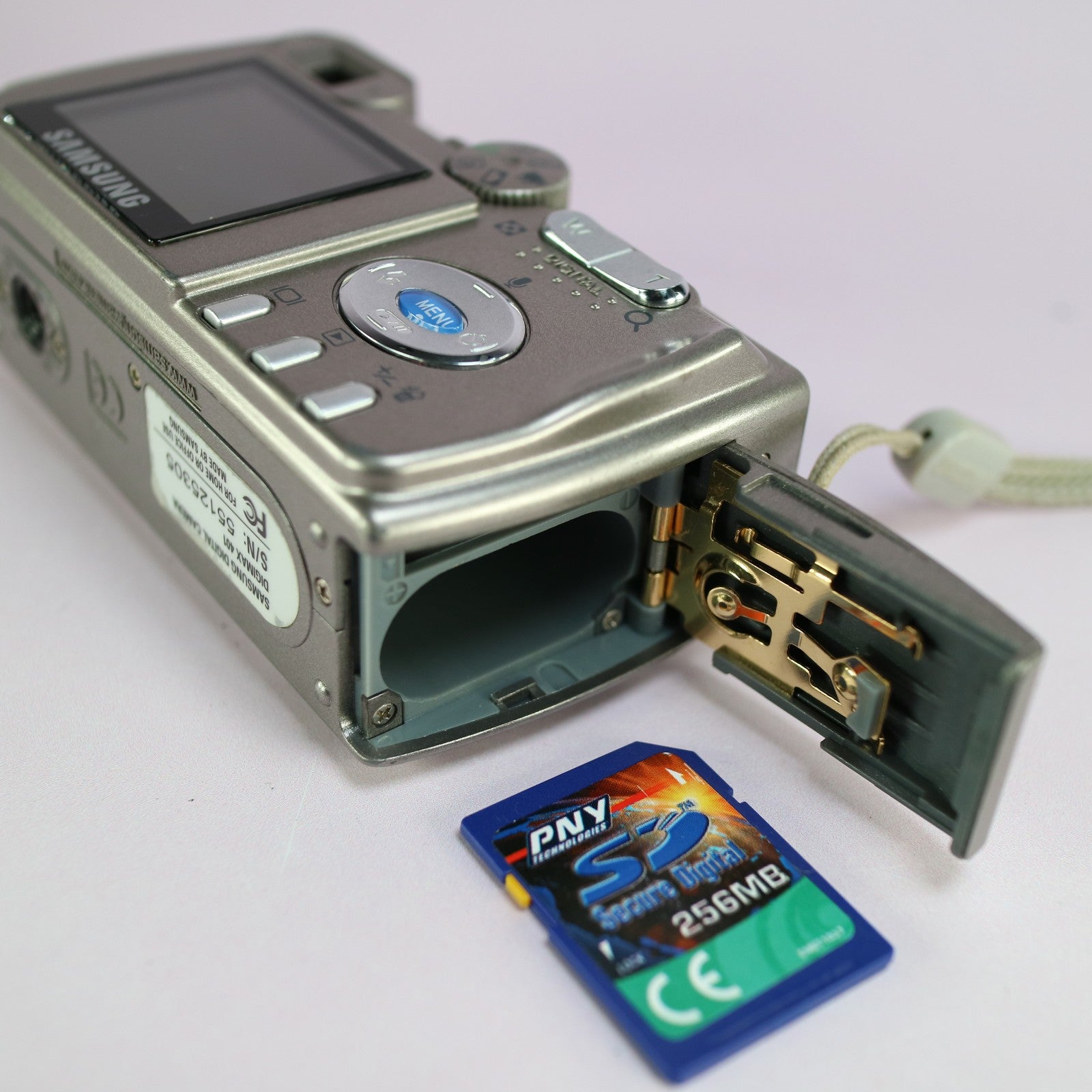 Samsung Digital Camera Digimax 401 4.0MP Silver Tested