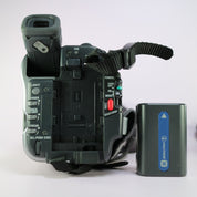 Sony Handycam DCR-TRV285E Handheld Digital8 8mm Camcorder Silver Tested Full Set