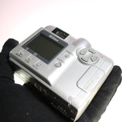 Nikon Digital Camera Coolpix 775 2.1MP Silver Tested