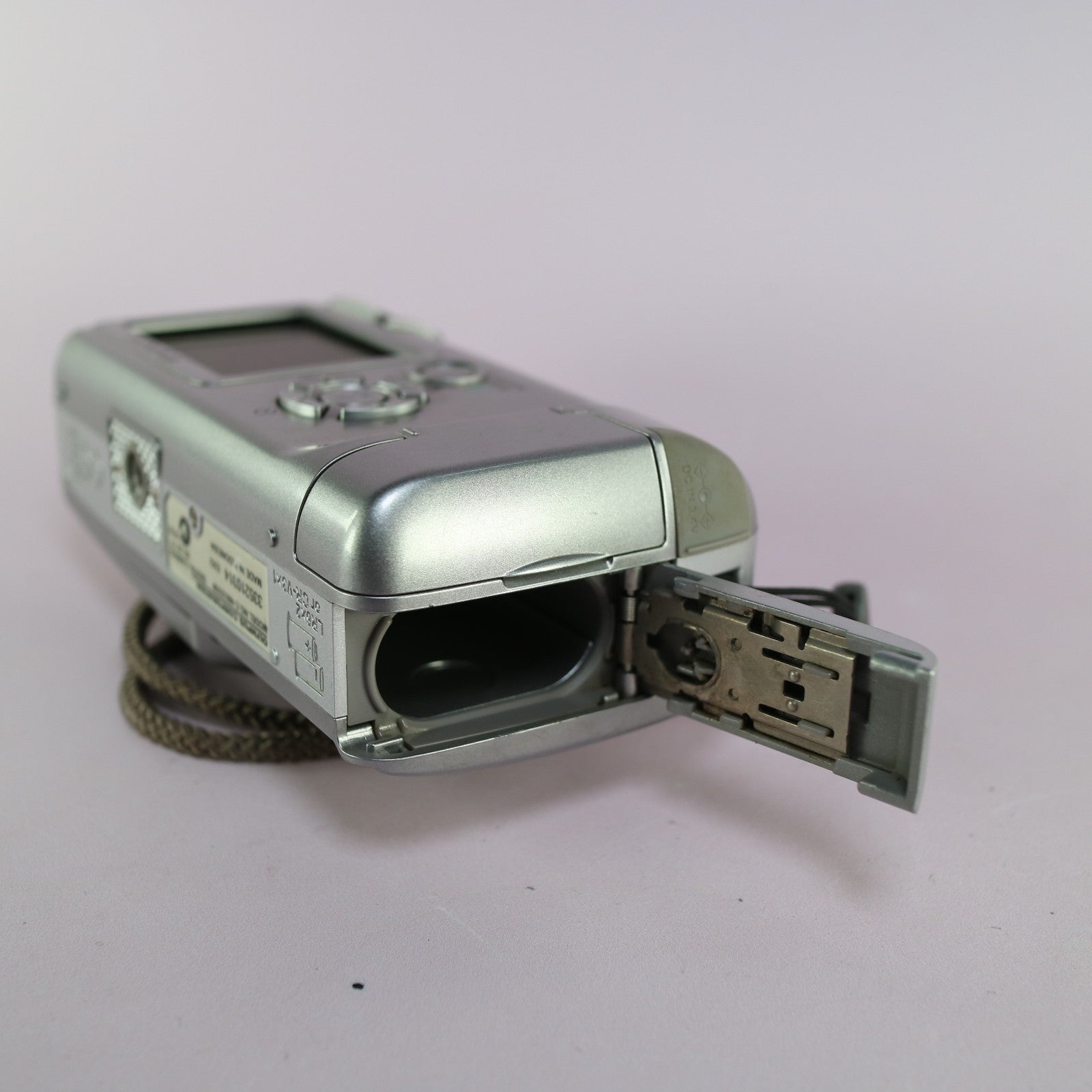 Olympus Digital Camera Camedia C-460 Zoom Del Sol 4.0MP Silver Tested