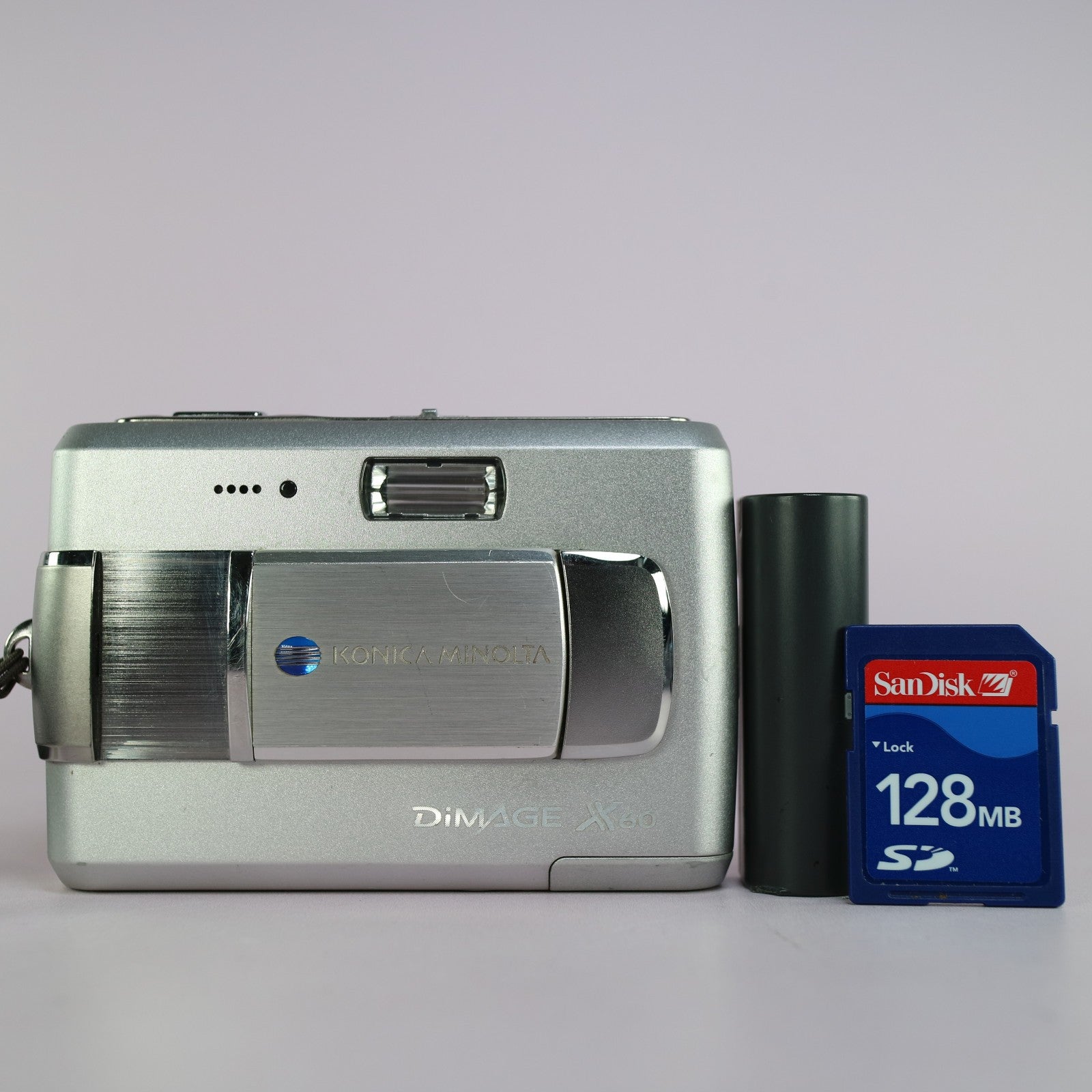 Konica Minolta Digital Camera Dimage X60 5.0MP Silver Tested With Battery and SD