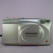 Olympus Superzoom 105G 35mm Film Point and Shoot Camera Silver Tested
