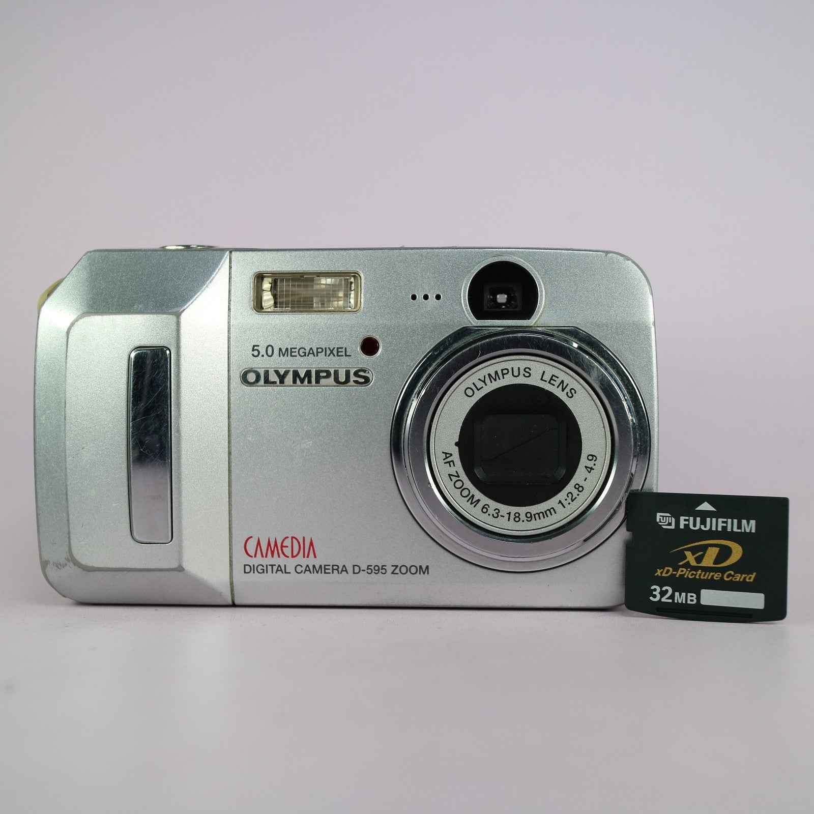 Olympus Digital Camera Camedia D-595 Zoom 5.0MP Silver Tested With xD Card