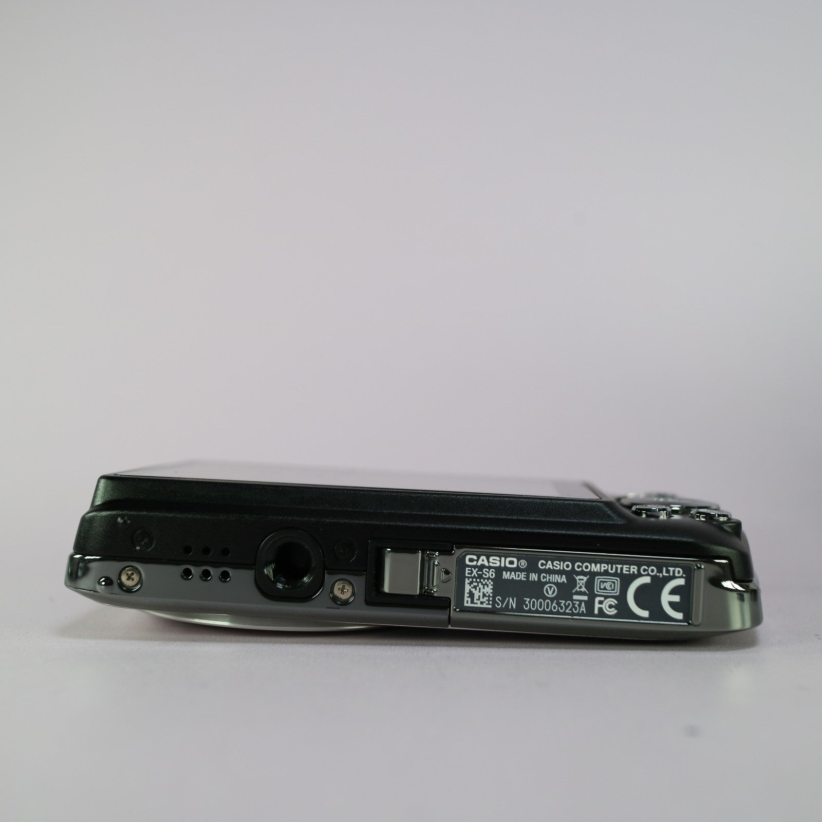Casio Digital Camera Exilim EX-S6 12.1MP Silver Tested Full Working Set