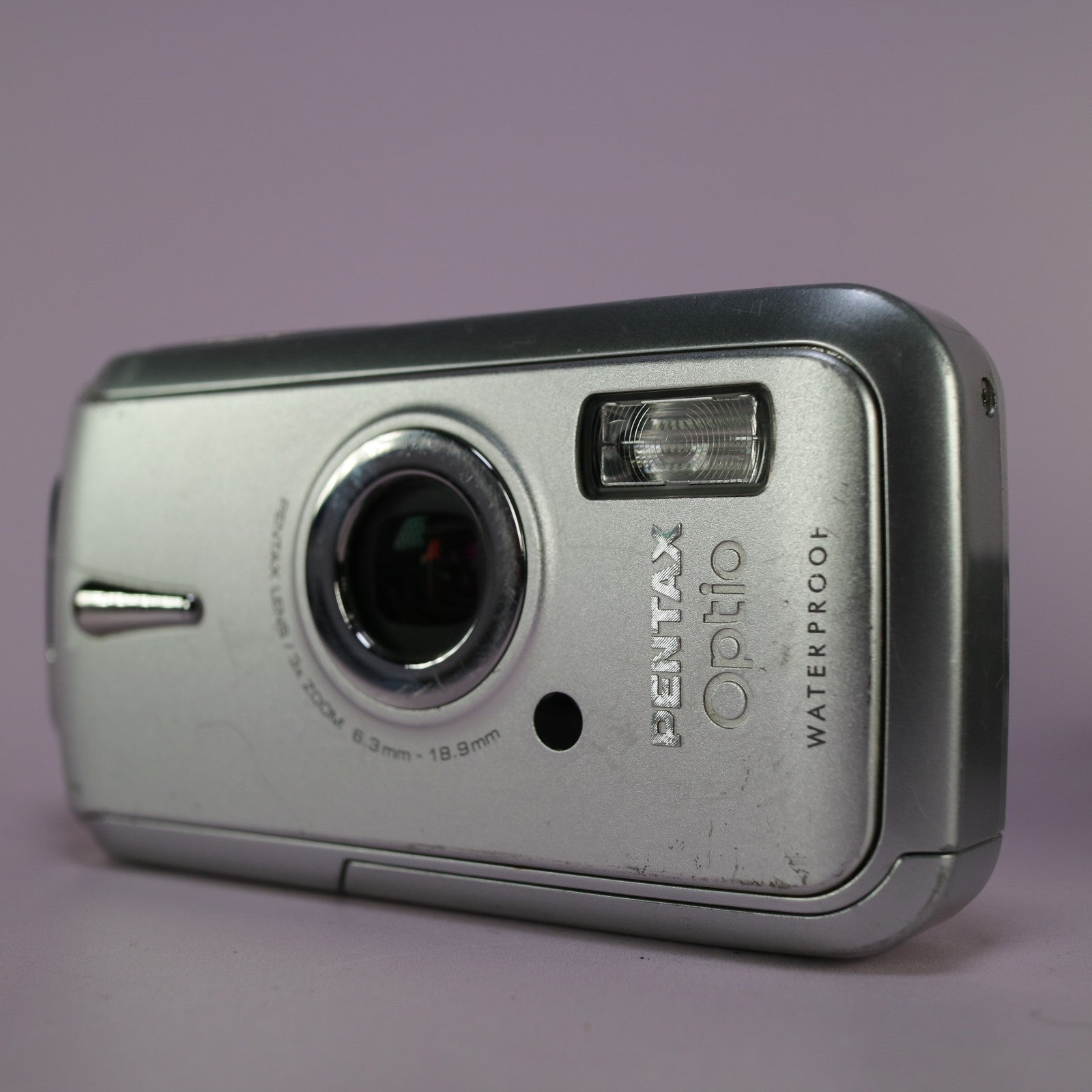 Pentax Underwater Digital Camera Optio W10 6.0MP Silver Tested Full Working Set
