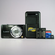Panasonic Digital Camera Lumix DMC-FS11 14.1MP Black Tested Full Working Set