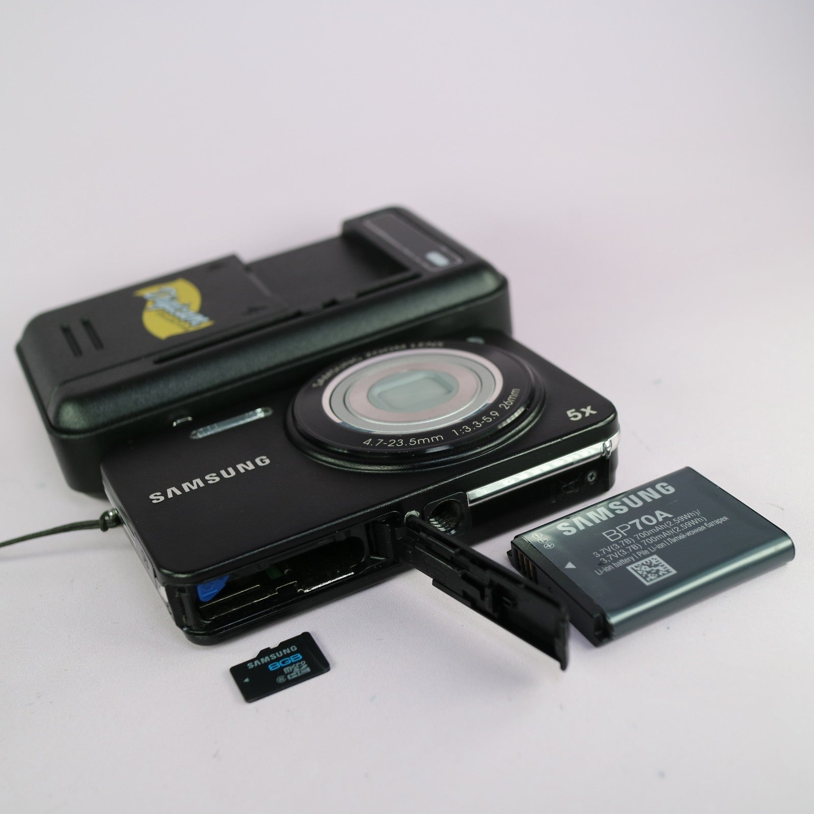 Samsung Digital Camera ST90 14.2MP Black Tested Full Working Set