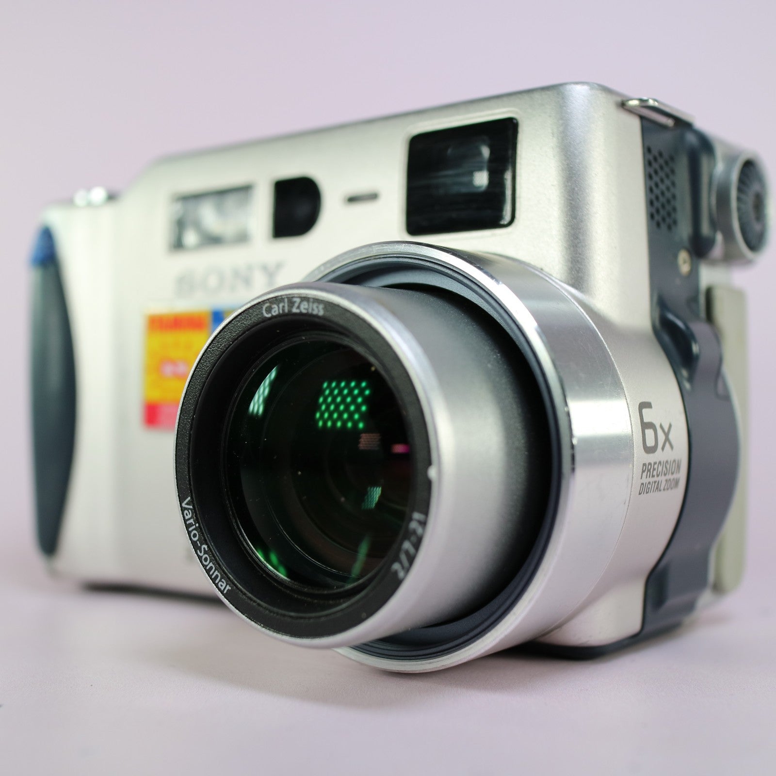 Sony Cybershot DSC-S70 3.3MP Compact Digital Camera Silver Tested