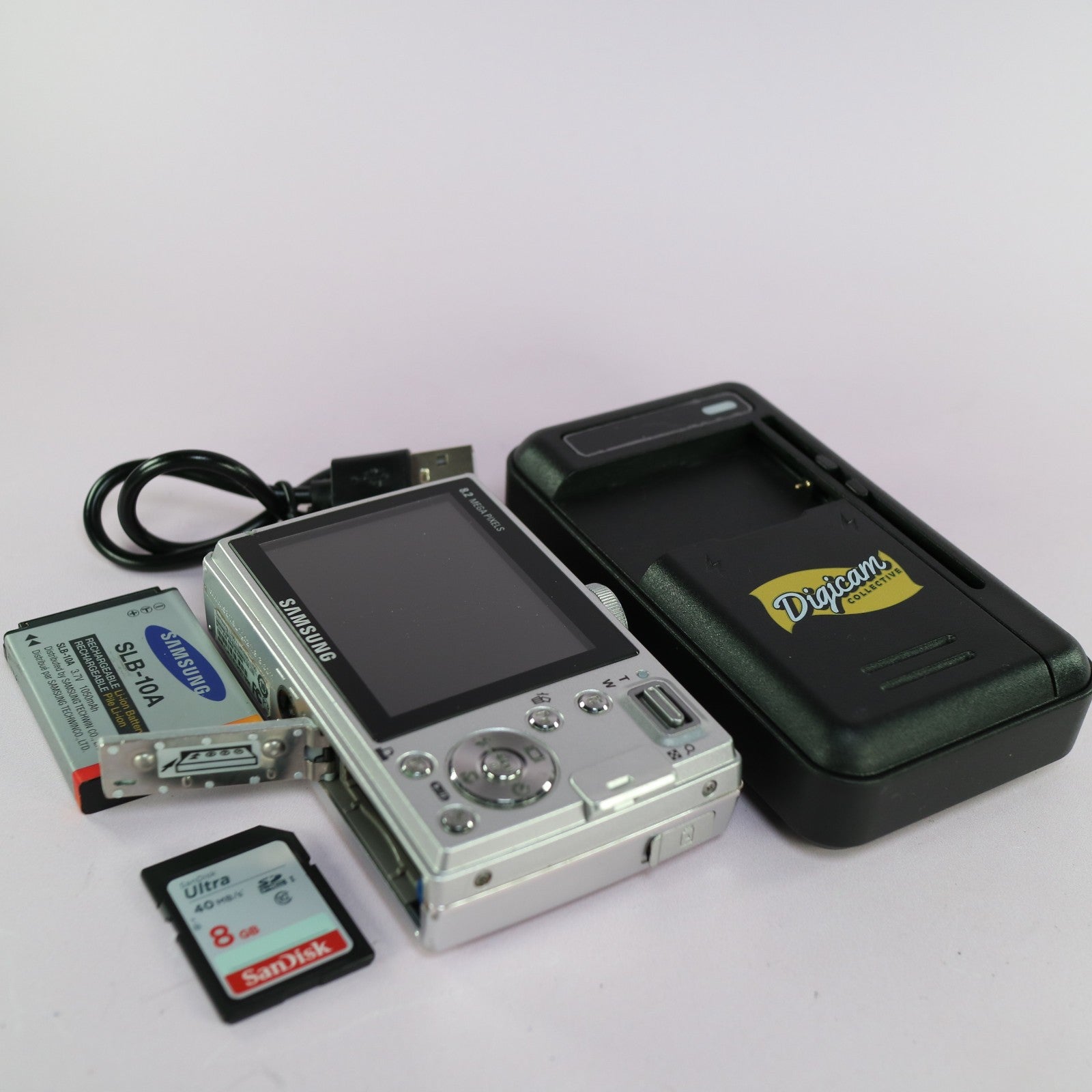 Samsung Digital Camera L100 8.2MP Silver Tested Full Working Set