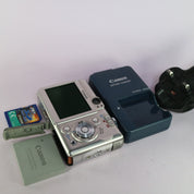 Canon Digital Camera IXUS 40 4.0MP Silver Tested Full Working Set