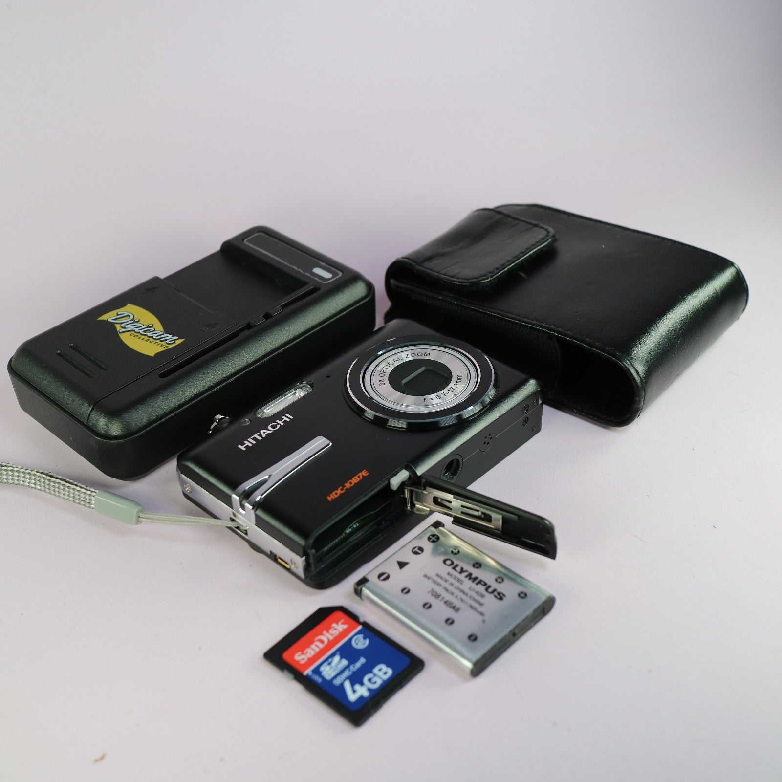 Hitachi Digital Camera HDC-1087E 10.0MP Black Tested Full Working Set