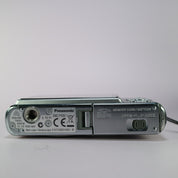 Panasonic Digital Camera Lumix DMC-FX30 7.2MP Silver Tested Full Working Set