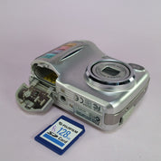 Nikon Digital Camera Coolpix 3200 3.2MP Silver Tested