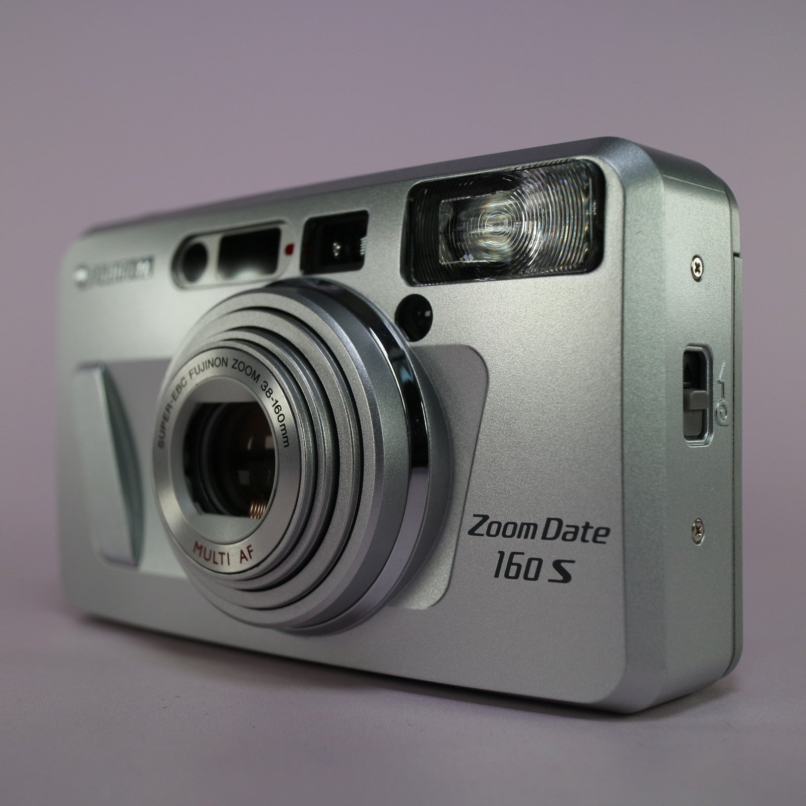 Fujifilm Zoom Date 160S 35mm Film Point and Shoot Camera Silver Tested