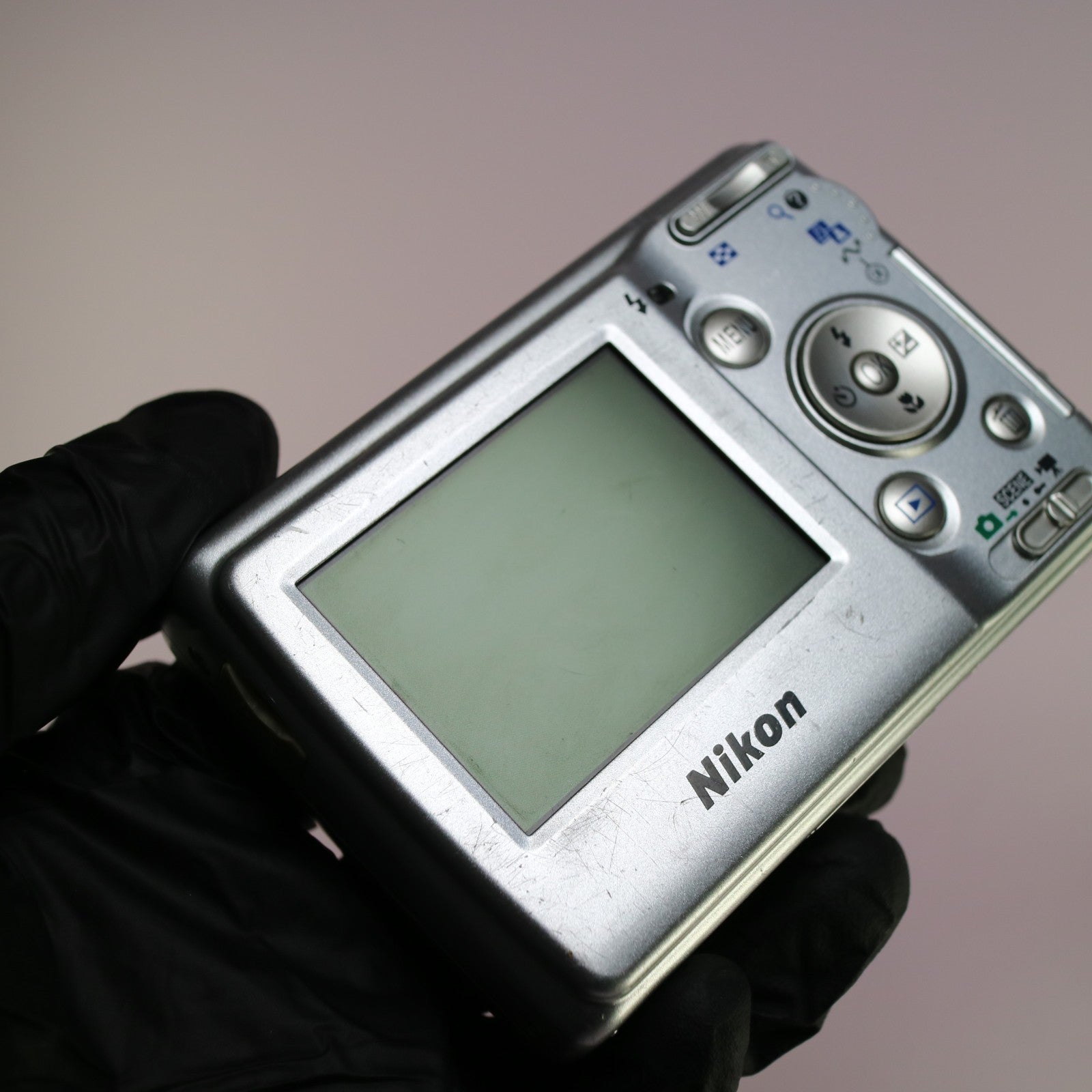 Nikon Digital Camera Coolpix L10 5.0MP Silver Tested