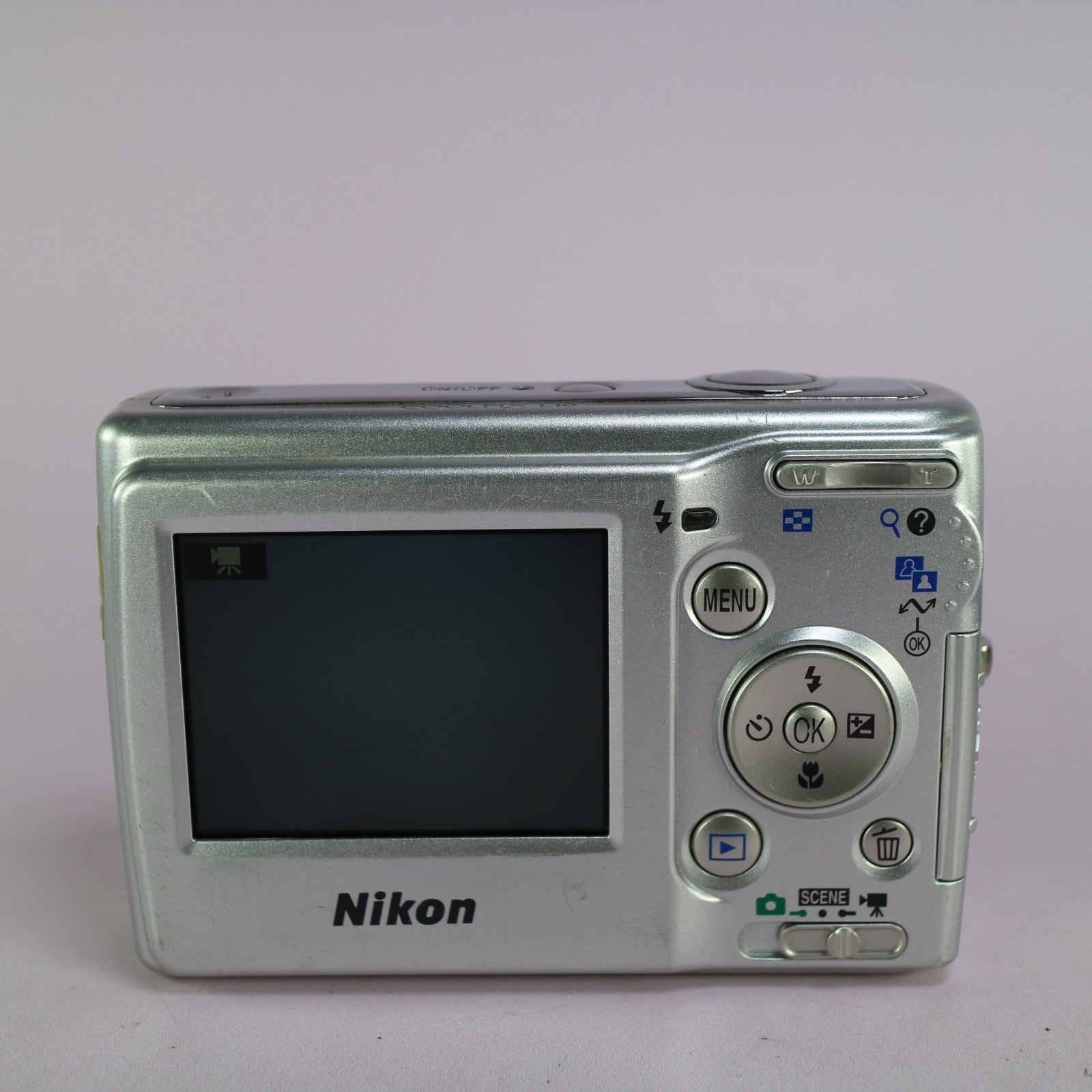 Nikon Digital Camera Coolpix L10 5.0MP Silver Tested