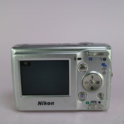 Nikon Digital Camera Coolpix L10 5.0MP Silver Tested