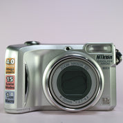 Nikon Digital Camera Coolpix 4800 ED 4.0MP Silver Tested Full Working Set