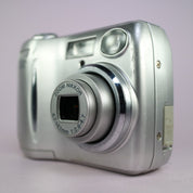 Nikon Digital Camera Coolpix 2200 2.0MP Silver Tested