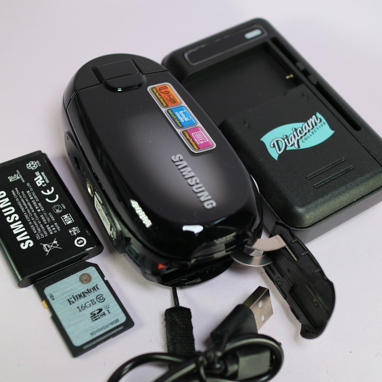 Samsung SMX-C20BP Handheld Camcorder Black Tested Full Working Set