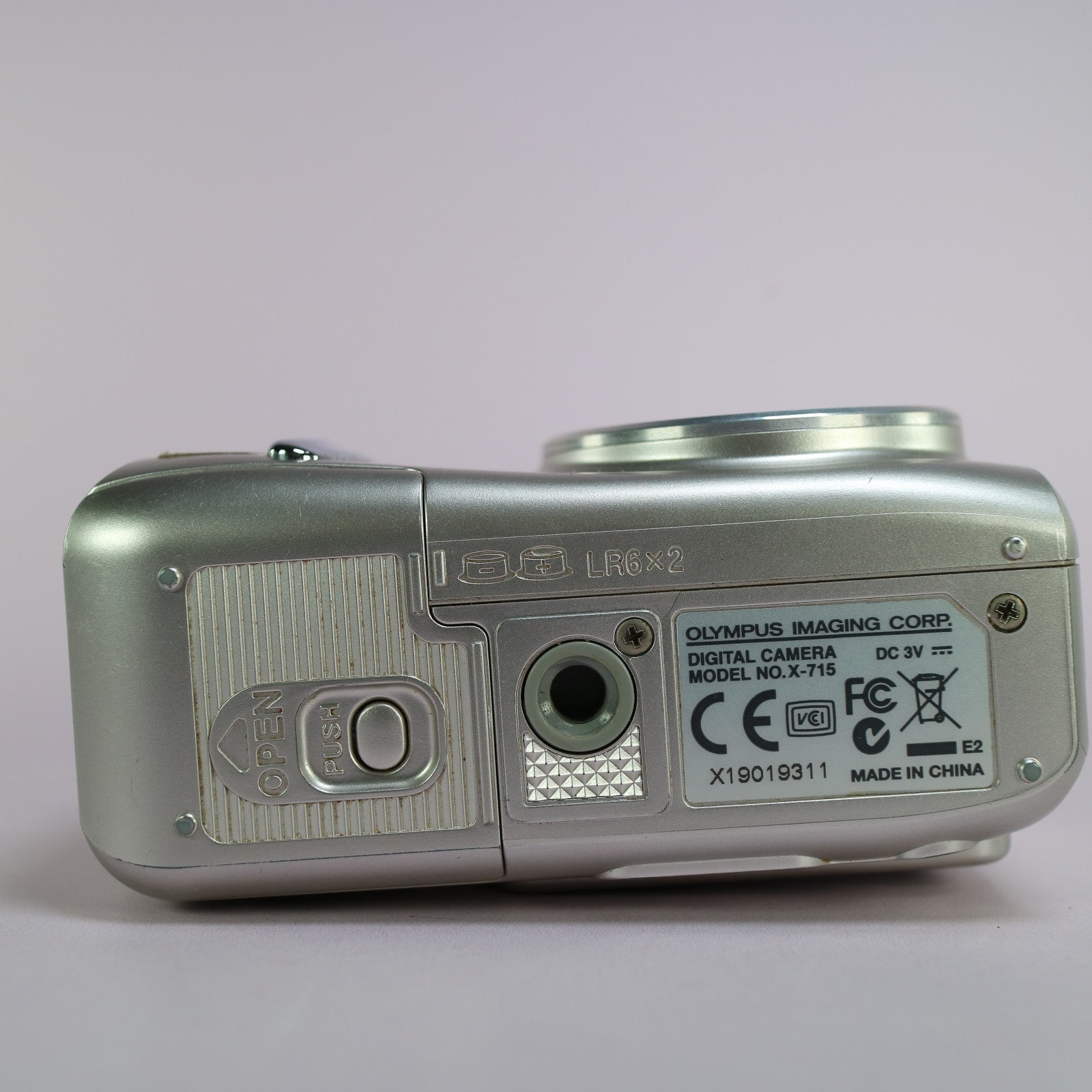 Olympus Digital Camera X-715 5.0MP Silver Tested
