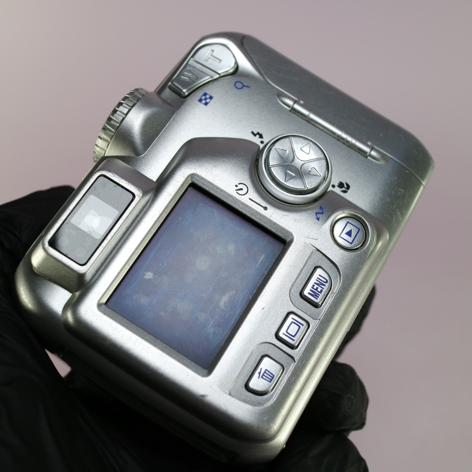 Nikon Digital Camera Coolpix 2100 2.0MP Silver Tested