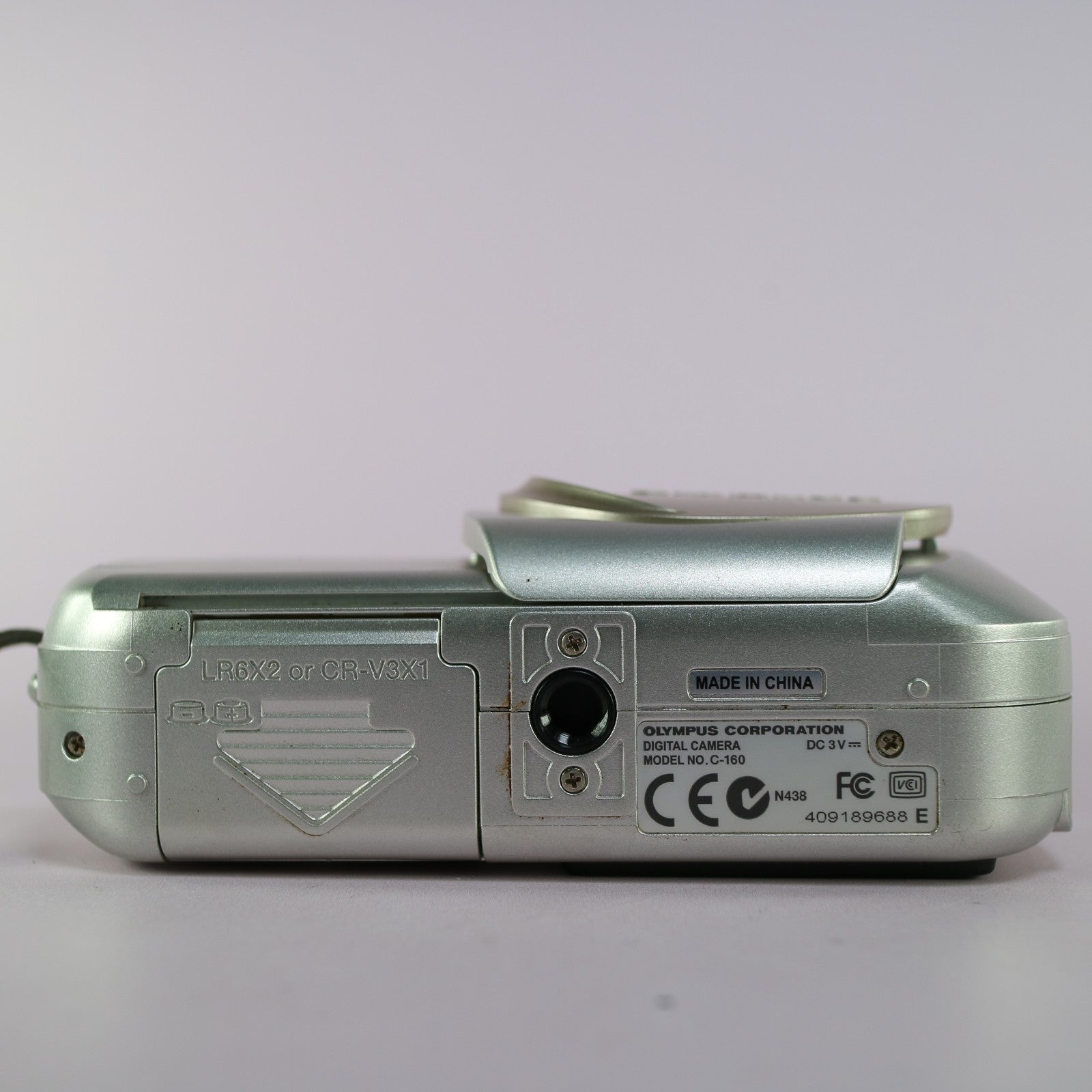 Olympus Camedia C-160 Zoom 2.0MP Compact Digital Camera Silver Tested